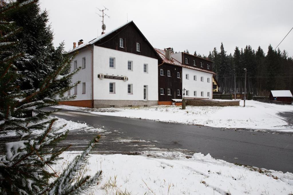Hotel U Andela Michaela Javorná Εξωτερικό φωτογραφία