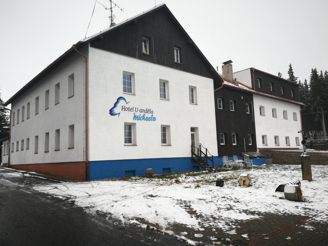 Hotel U Andela Michaela Javorná Εξωτερικό φωτογραφία