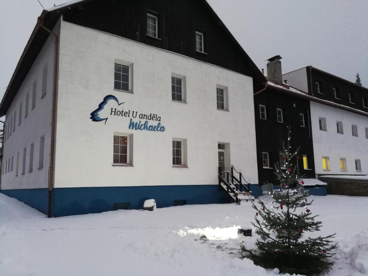 Hotel U Andela Michaela Javorná Εξωτερικό φωτογραφία